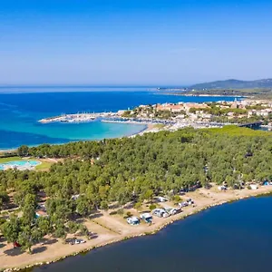 camping-village-laguna-blu-fertilia.hotelsalgherosardinia.com/